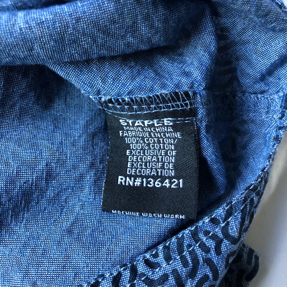 Staple Button Down - Picture 4 of 4
